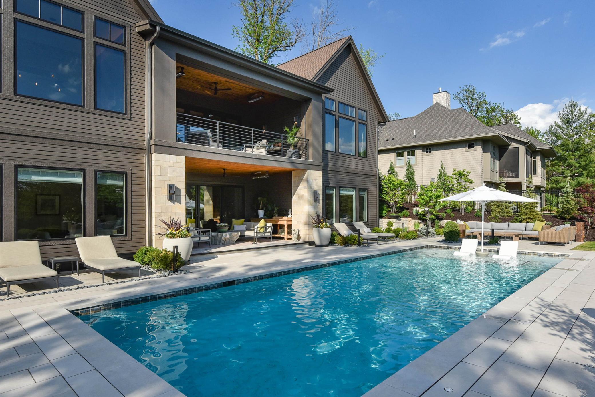 18411 9th Ave N, Plymouth, MN 55447