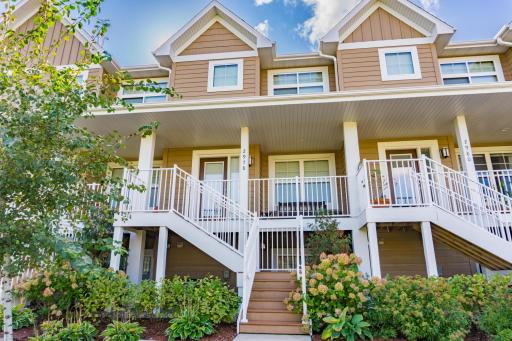 2978 Clover Ridge Drive, Chaska, MN 55318