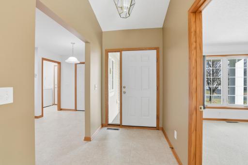 Photo for 17459 Deerfield Drive SE, Prior Lake, MN 55372 - listing #6818460 17459 Deerfield Drive SE, Prior Lake, MN 55372