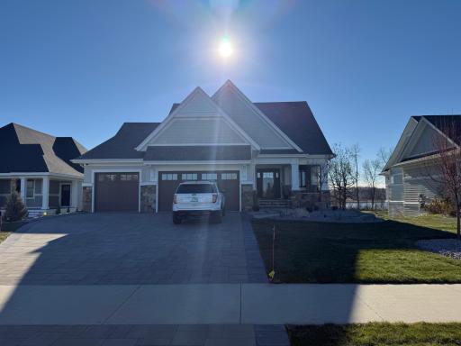 6081 Shoreview Pointe, Victoria, MN 55318