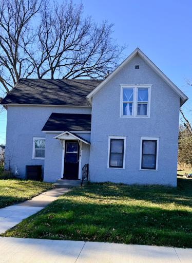 607 4th Street NE, Little Falls, MN 56345