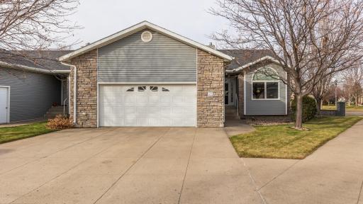 Photo for 2200 Shoal Loop SE, Mandan, ND 58554 - listing #6818620 2200 Shoal Loop SE, Mandan, ND 58554