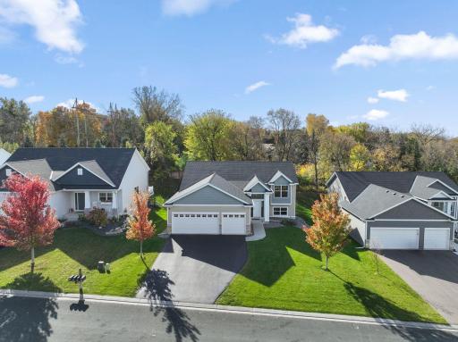 1284 Meadow Lane S, Shakopee, MN 55379