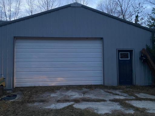 Detached Garage
