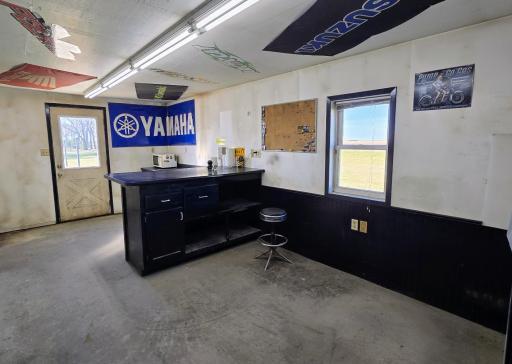 Office area measures 19.2 x 9.1