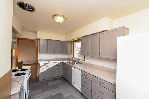 230 Main Street, Green Isle, MN 55338