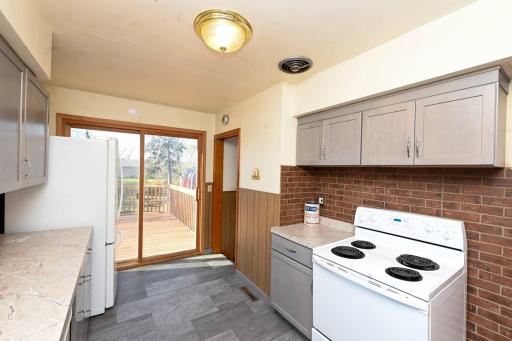 230 Main Street, Green Isle, MN 55338