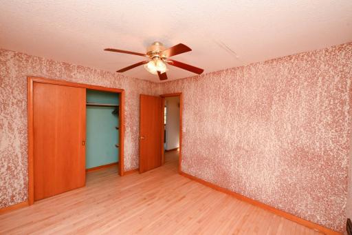 230 Main Street, Green Isle, MN 55338