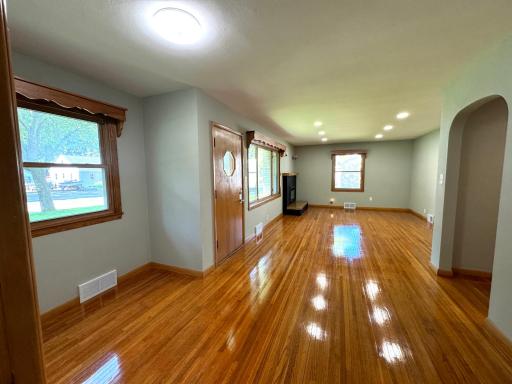 221 Woodlawn Avenue, Lake Lillian, MN 56253