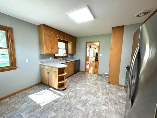 221 Woodlawn Avenue, Lake Lillian, MN 56253