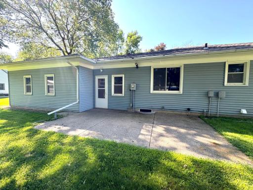 221 Woodlawn Avenue, Lake Lillian, MN 56253