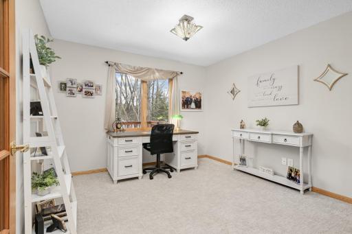 5812 Forestview Lane N, Plymouth, MN 55442
