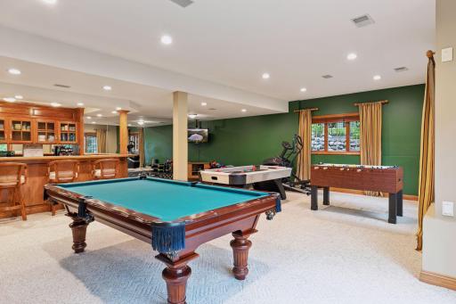 10 Apple Orchard Court, Saint Paul, MN 55110