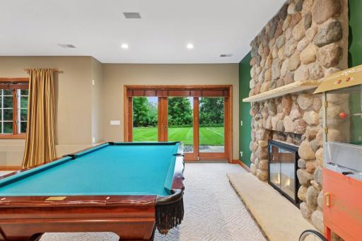 10 Apple Orchard Court, Saint Paul, MN 55110