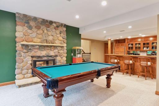 10 Apple Orchard Court, Saint Paul, MN 55110