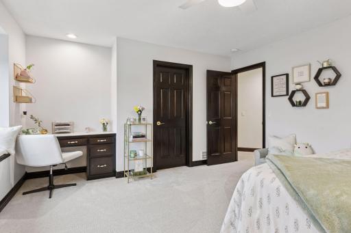 10 Apple Orchard Court, Saint Paul, MN 55110