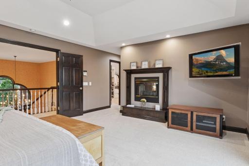 10 Apple Orchard Court, Saint Paul, MN 55110