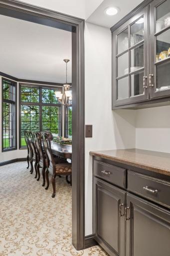 10 Apple Orchard Court, Saint Paul, MN 55110