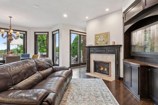 10 Apple Orchard Court, Saint Paul, MN 55110