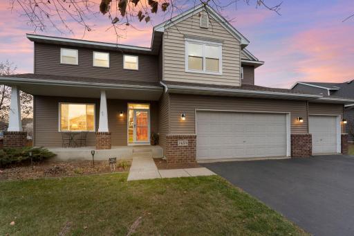 Wow! Check this one out! Beautiful updated 5-bed, 4BA Two-Story on spectacular .62 acre lot! Don't miss this one!