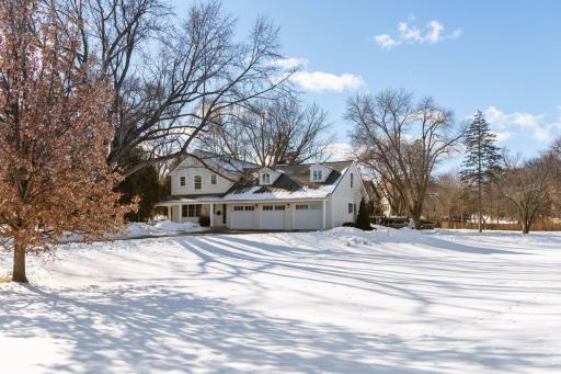 1 Spur Road, Minneapolis, MN 55436