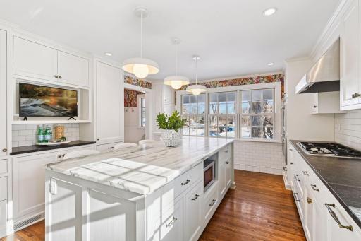 1 Spur Road, Minneapolis, MN 55436