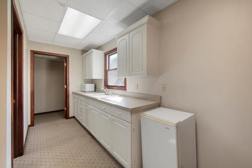 511 4th Street NW, Faribault, MN 55021