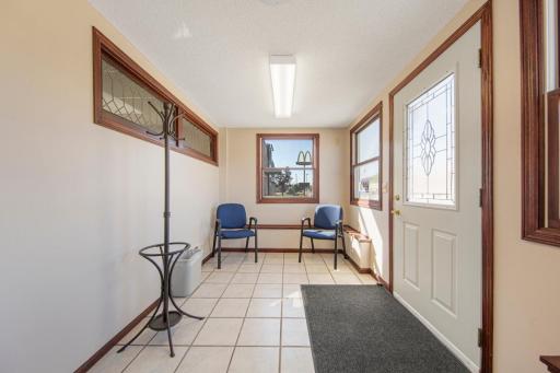 511 4th Street NW, Faribault, MN 55021