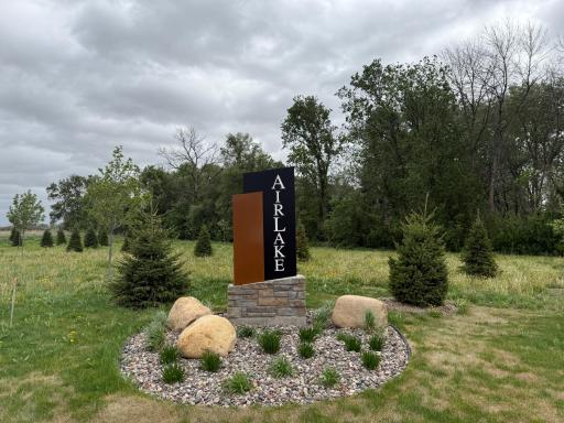 4843 Island Park Drive, Woodbury, MN 55129