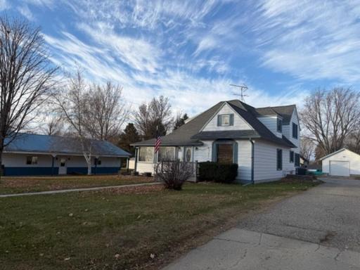404 Melby Avenue, Ashby, MN 56309
