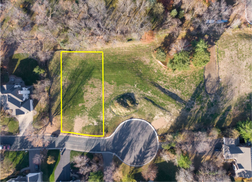 Photo for 3981 White Oak Lane, Excelsior, MN 55331 - listing #6818889 3981 White Oak Lane, Excelsior, MN 55331