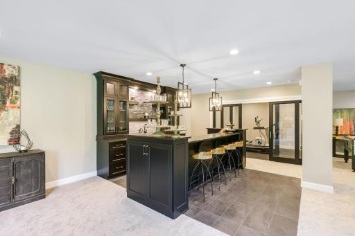 3941 White Oak Lane, Excelsior, MN 55331