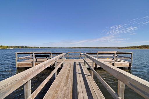 3941 White Oak Lane, Excelsior, MN 55331