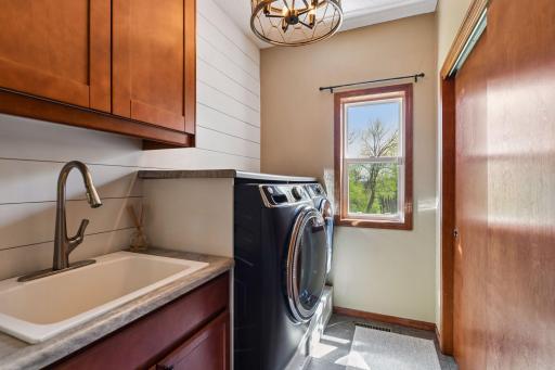 7115 County Road 10, Chaska, MN 55318