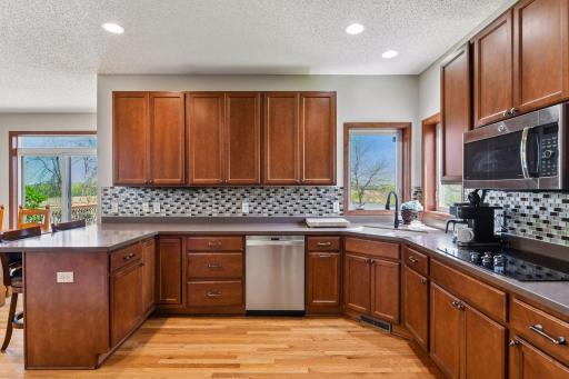 7115 County Road 10, Chaska, MN 55318