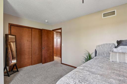 7115 County Road 10, Chaska, MN 55318