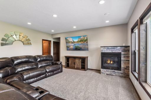 7115 County Road 10, Chaska, MN 55318