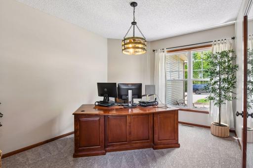7115 County Road 10, Chaska, MN 55318