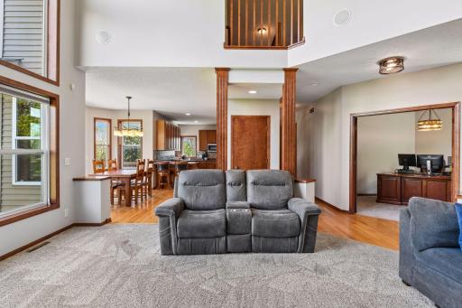7115 County Road 10, Chaska, MN 55318