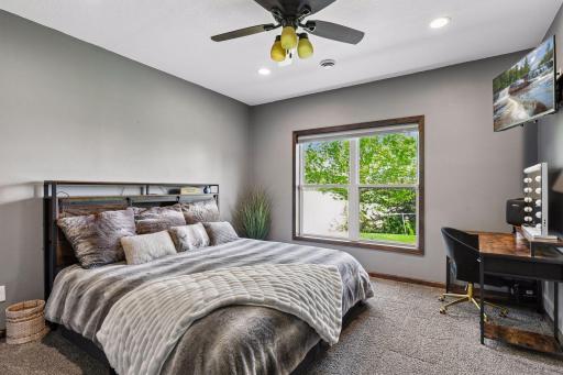 7115 County Road 10, Chaska, MN 55318
