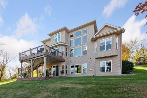7115 County Road 10, Chaska, MN 55318