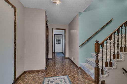 1508 Prairie Hill Road, Saint Cloud, MN 56301