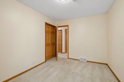 8817 Westmoreland Lane, Minneapolis, MN 55426