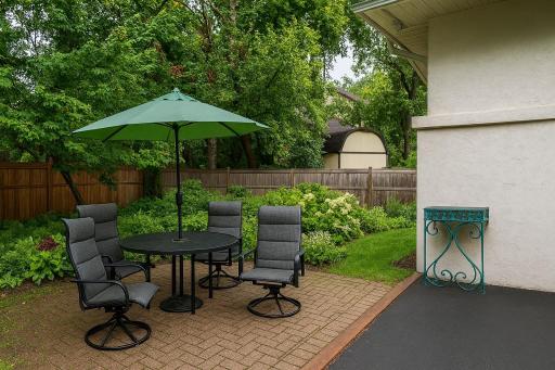 5870 Blackberry Bridge Path, Inver Grove Heights, MN 55076