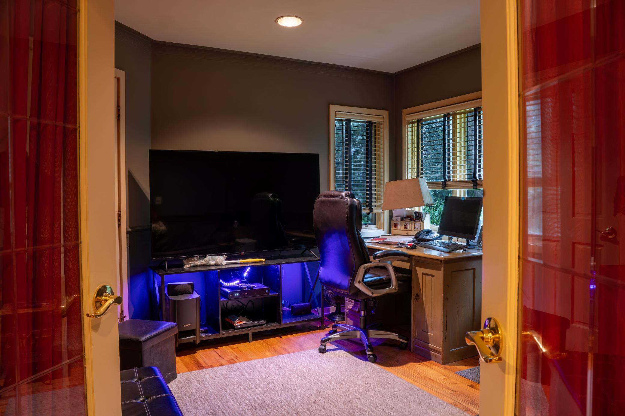 Second BR - being used as office.jpeg
