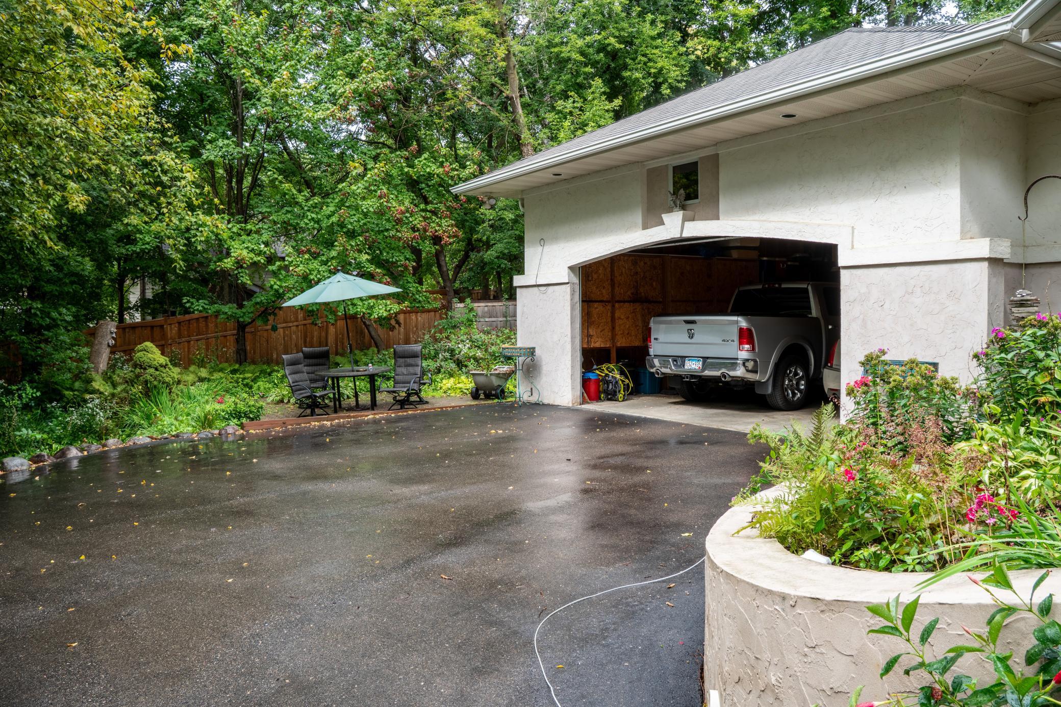 Garage-2 car oversize