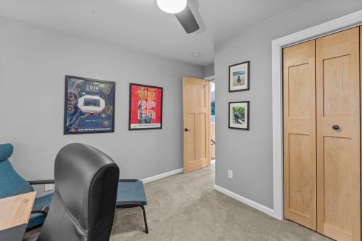 4324 Lake Point Court, Saint Paul, MN 55126