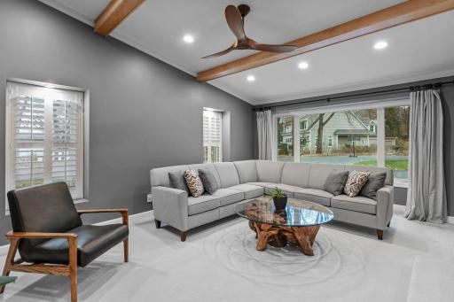 4324 Lake Point Court, Saint Paul, MN 55126