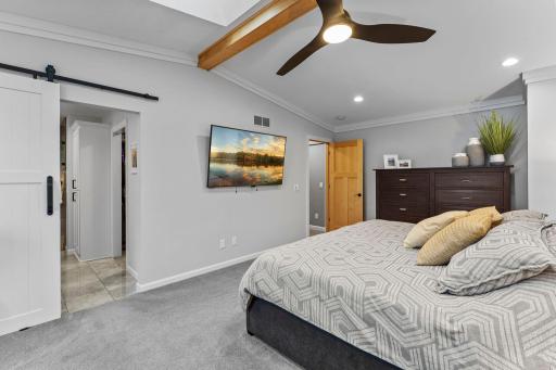 4324 Lake Point Court, Saint Paul, MN 55126