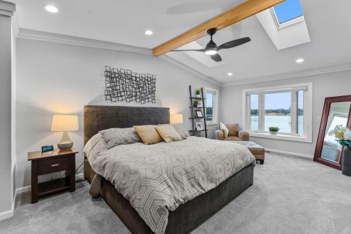 4324 Lake Point Court, Saint Paul, MN 55126